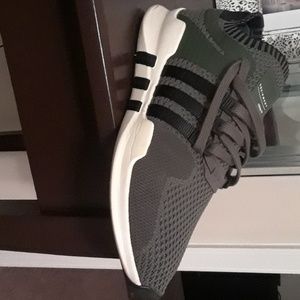 Mens Adidas ADV/ 91-16 sneakers